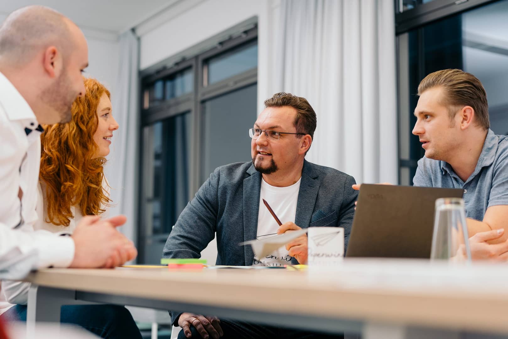 Paperwings-Consulting-Besptechung